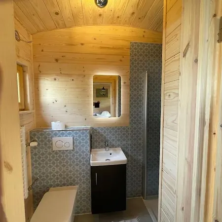 Tinyhaus Kirsch