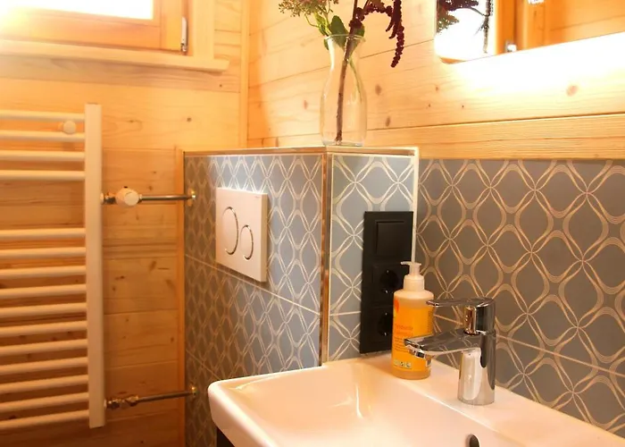 Tinyhaus Kirsch * Mehring (Bavaria)